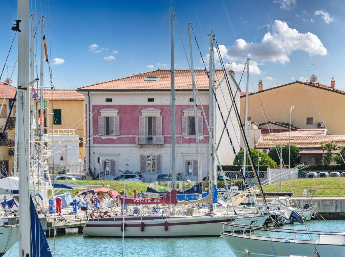 Villino Ermione Hotel มารินาดิปิซา ภายนอก รูปภาพ