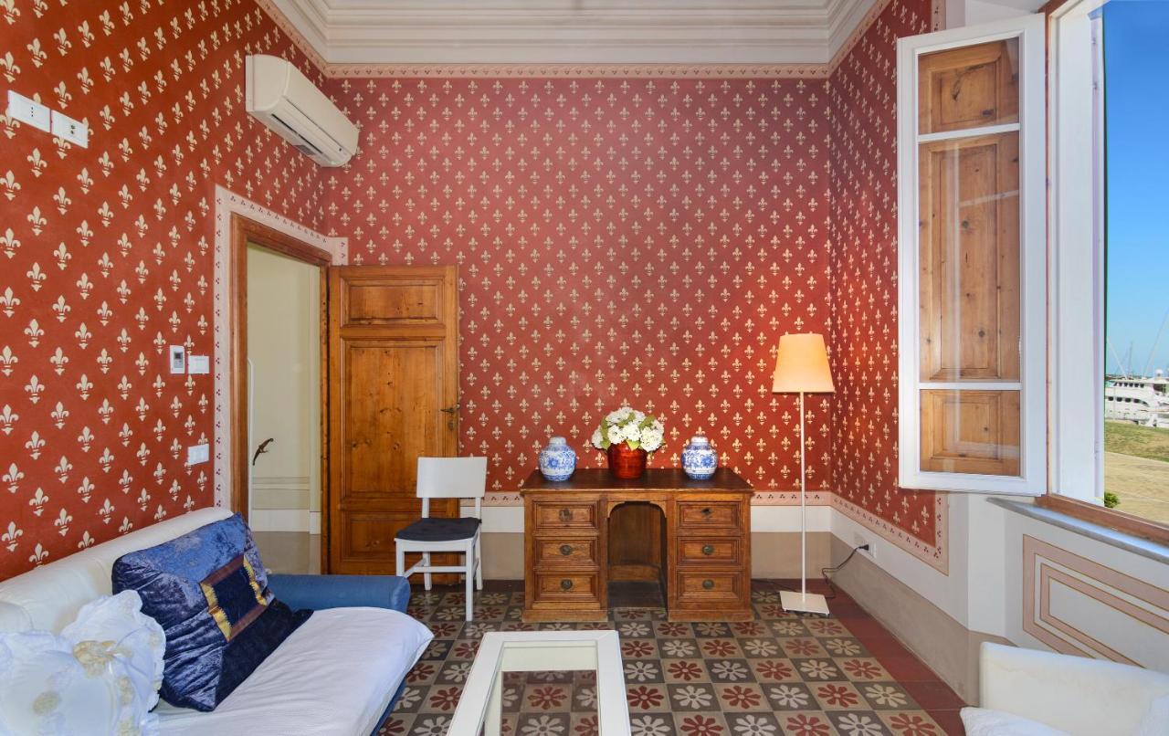 Villino Ermione Hotel มารินาดิปิซา ภายนอก รูปภาพ
