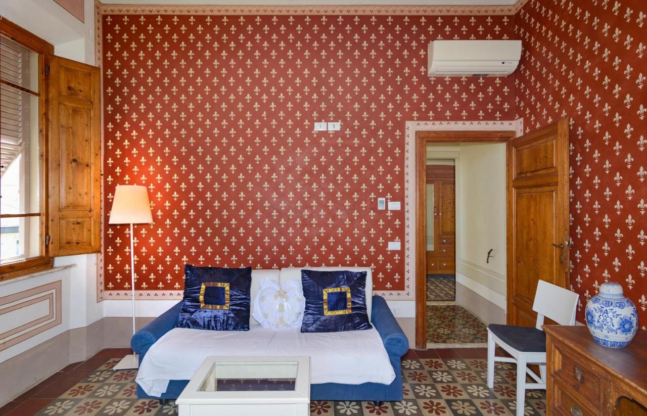 Villino Ermione Hotel มารินาดิปิซา ภายนอก รูปภาพ