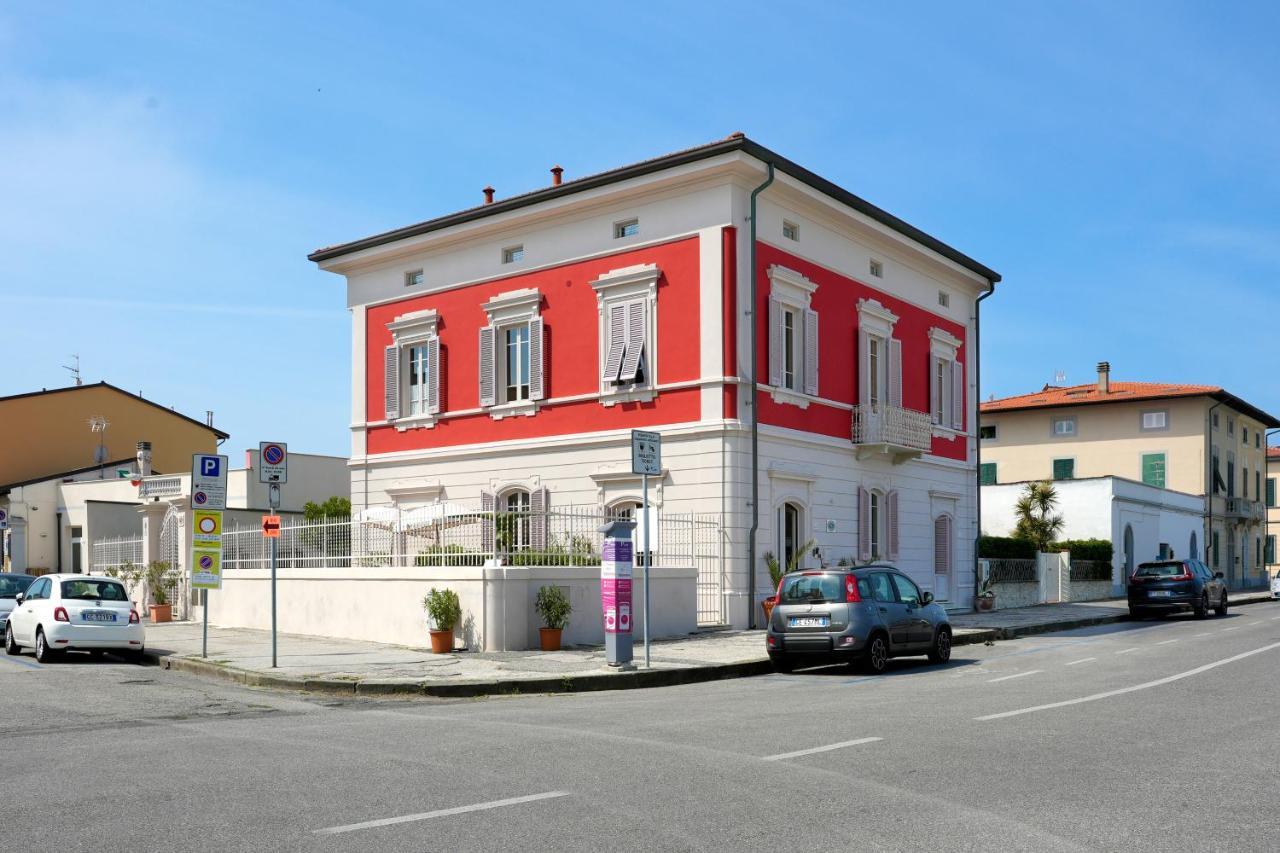 Villino Ermione Hotel มารินาดิปิซา ภายนอก รูปภาพ