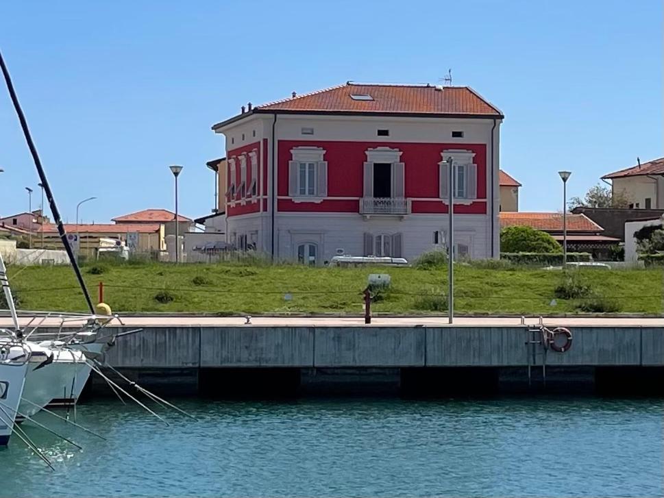 Villino Ermione Hotel มารินาดิปิซา ภายนอก รูปภาพ
